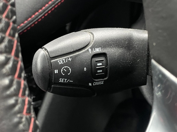 Used Peugeot 208 2014 for sale - 73672275: Photo 35