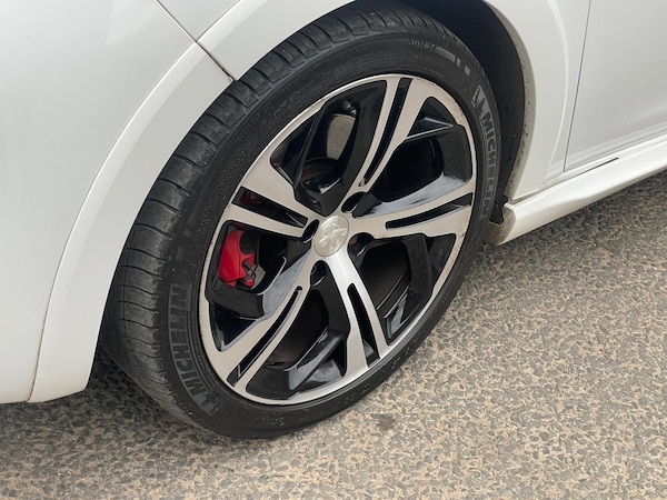 Used Peugeot 208 2014 for sale - 73672275: Photo 59