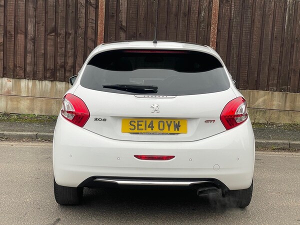Used Peugeot 208 2014 for sale - 73672275: Photo 9