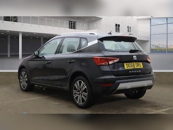 Used SEAT Arona 2018 for sale - 76632689: Photo