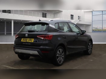 Used SEAT Arona 2018 for sale - 76632689: Photo