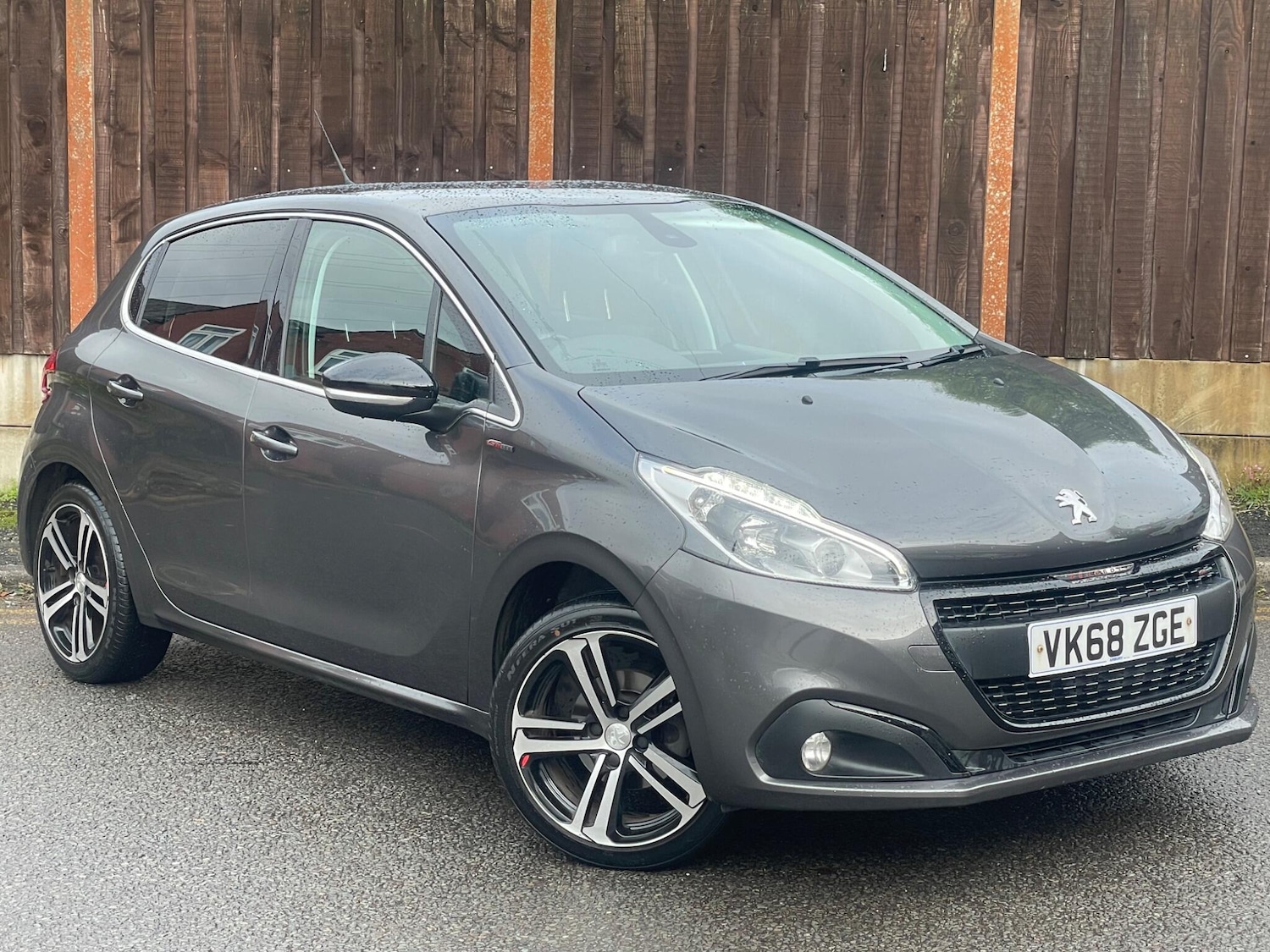 Used Peugeot 208 2018 for sale - 76327219: Photo 1