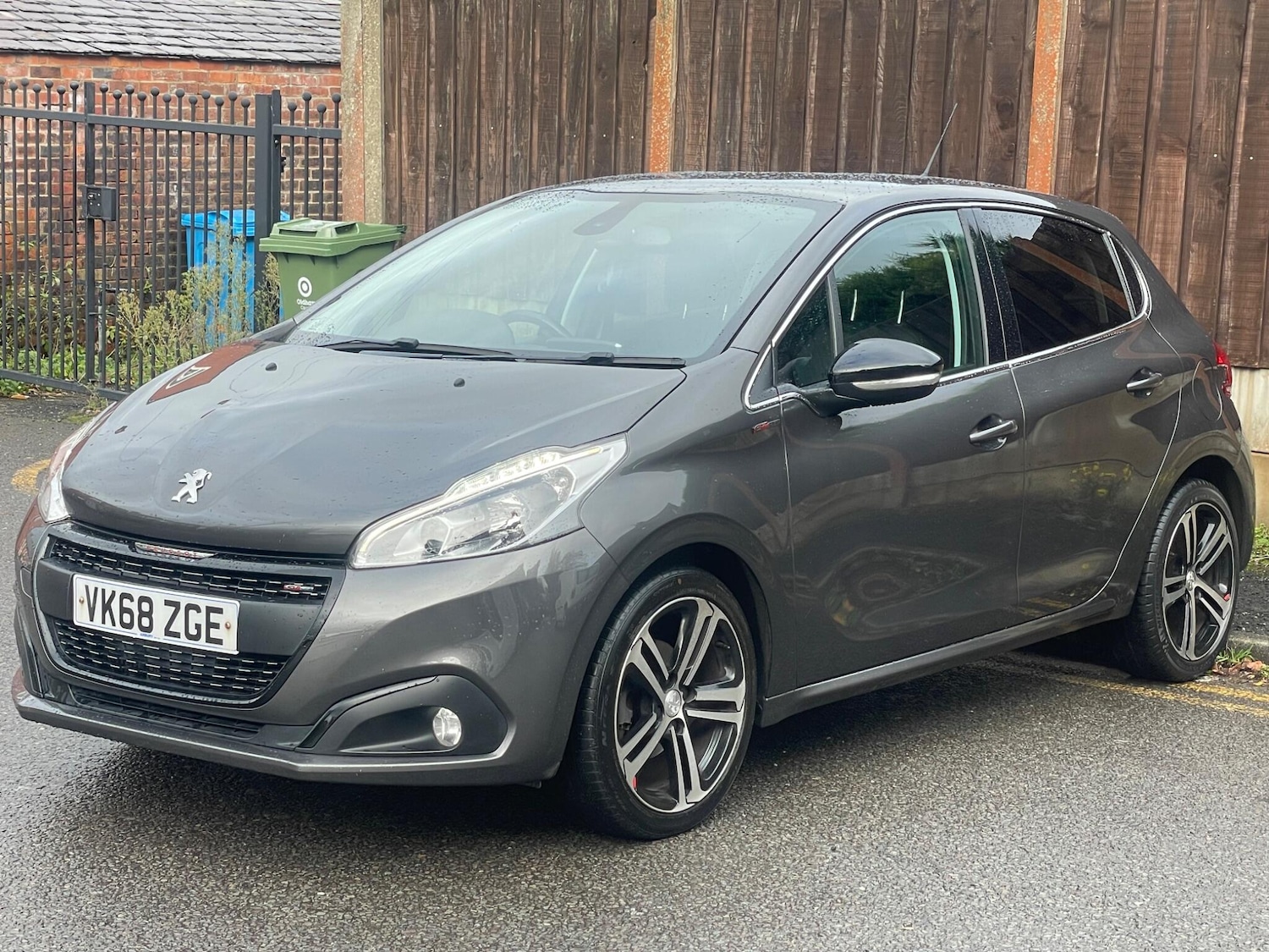 Used Peugeot 208 2018 for sale - 76327219: Photo 10
