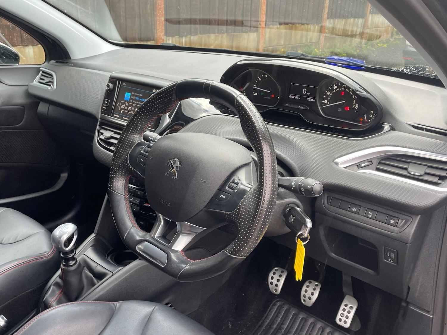 Used Peugeot 208 2018 for sale - 76327219: Photo 15