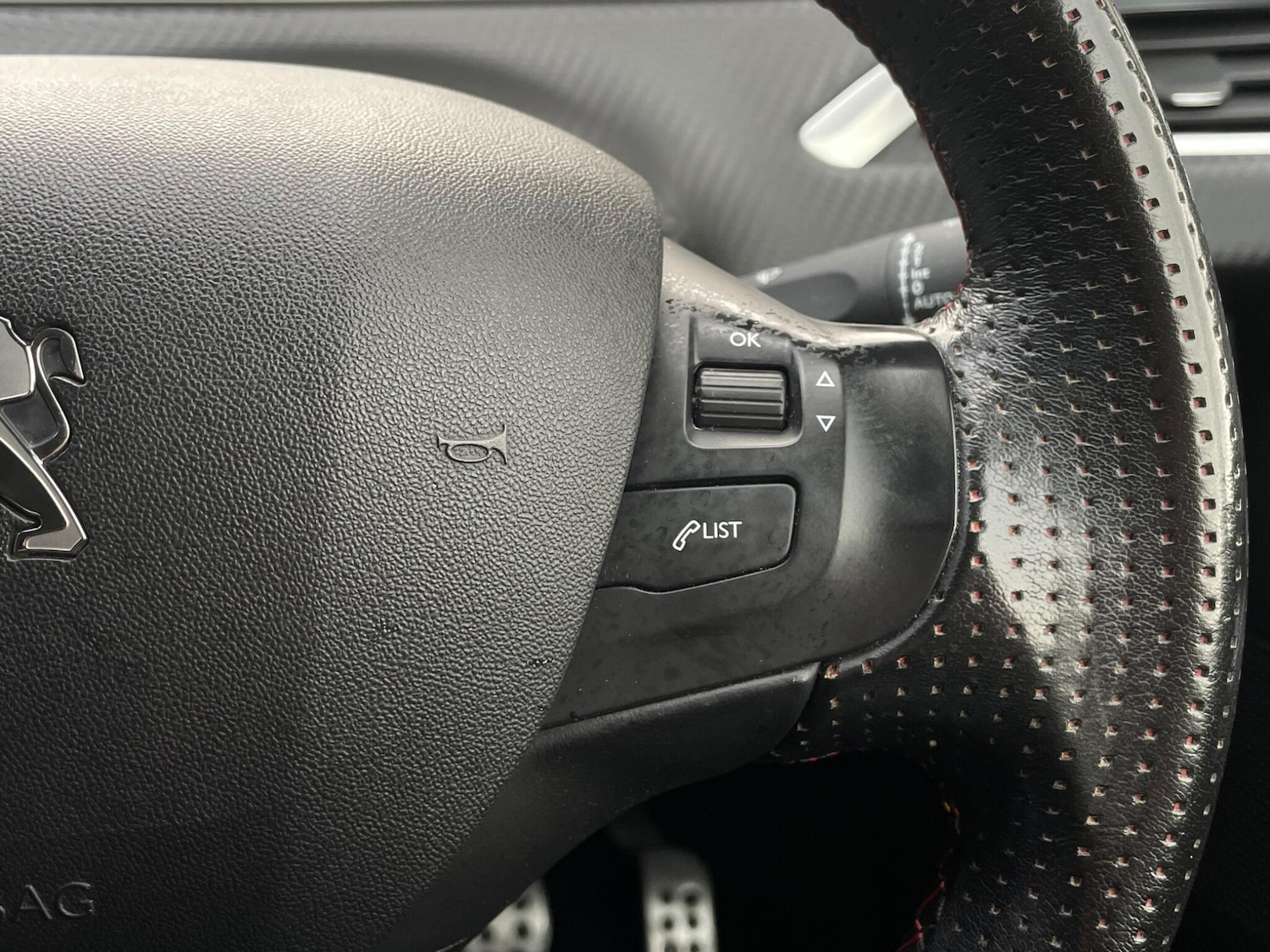 Used Peugeot 208 2018 for sale - 76327219: Photo 22