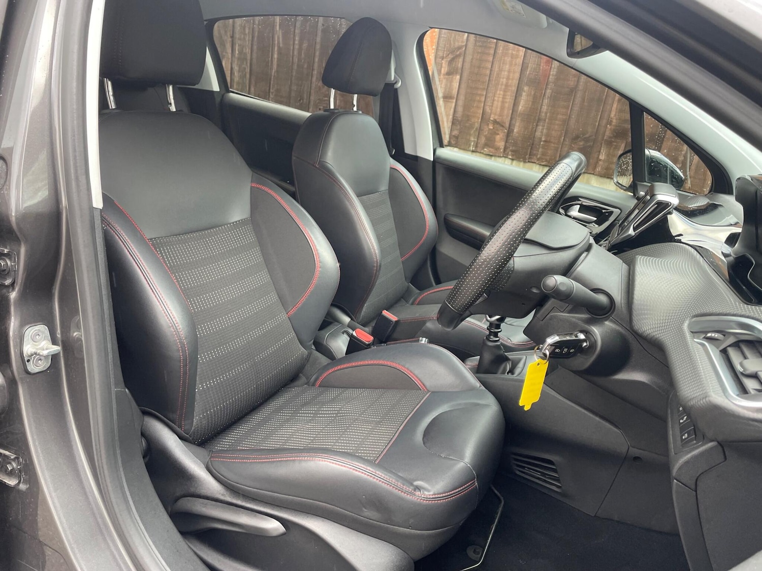 Used Peugeot 208 2018 for sale - 76327219: Photo 26