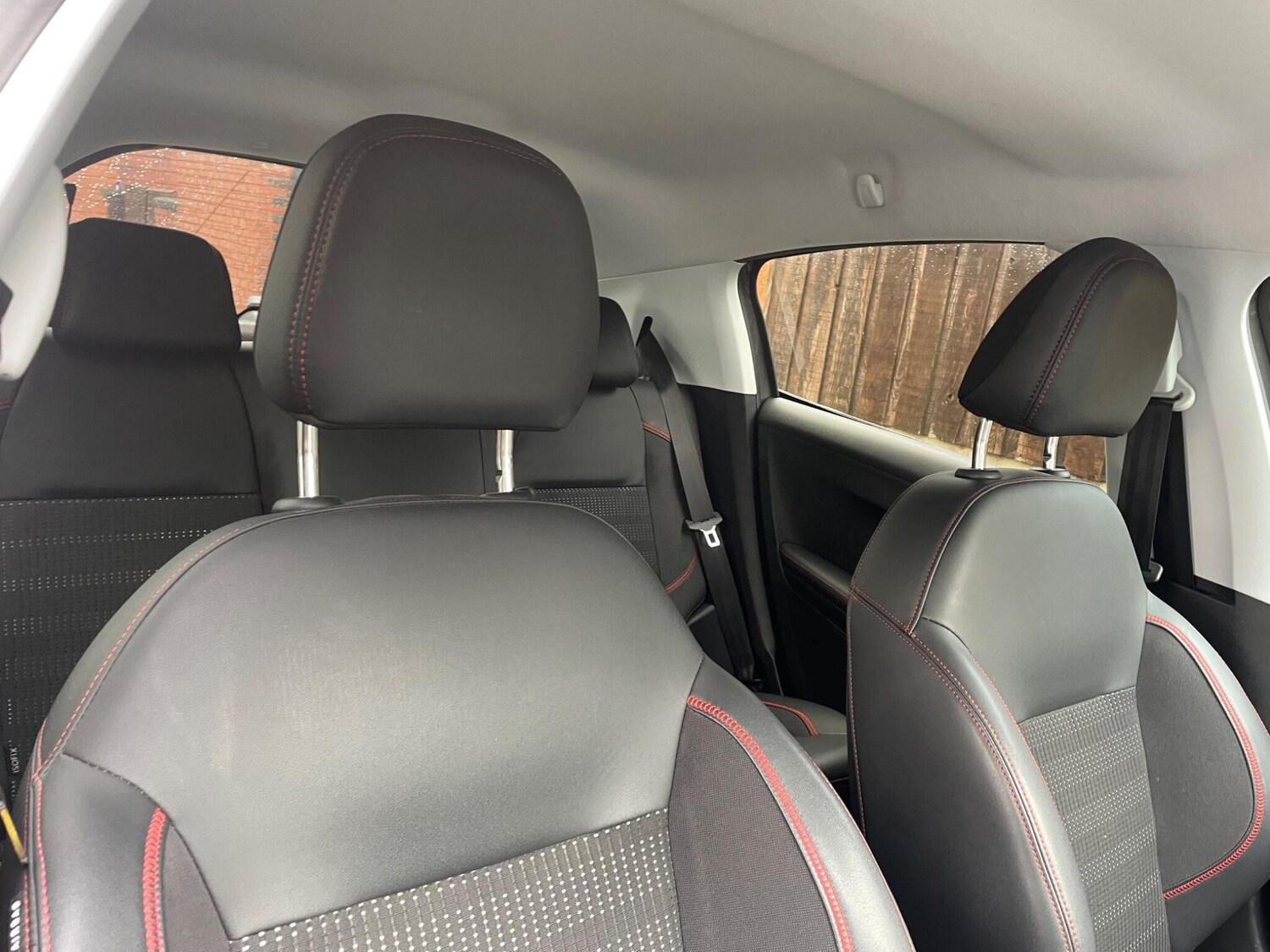 Used Peugeot 208 2018 for sale - 76327219: Photo 31