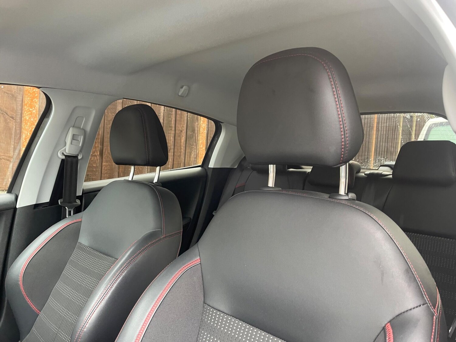 Used Peugeot 208 2018 for sale - 76327219: Photo 33