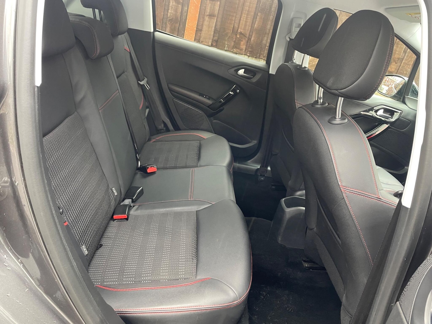 Used Peugeot 208 2018 for sale - 76327219: Photo 34