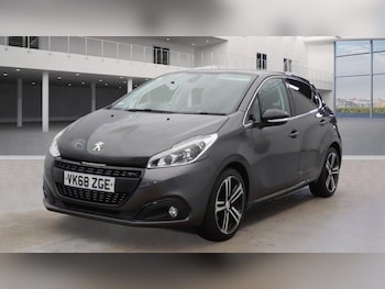 Used Peugeot 208 2018 for sale - 76327219: Photo