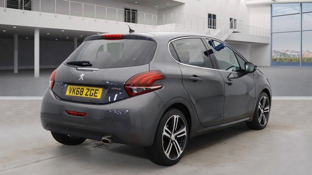 Used Peugeot 208 2018 for sale - 76327219: Photo 4