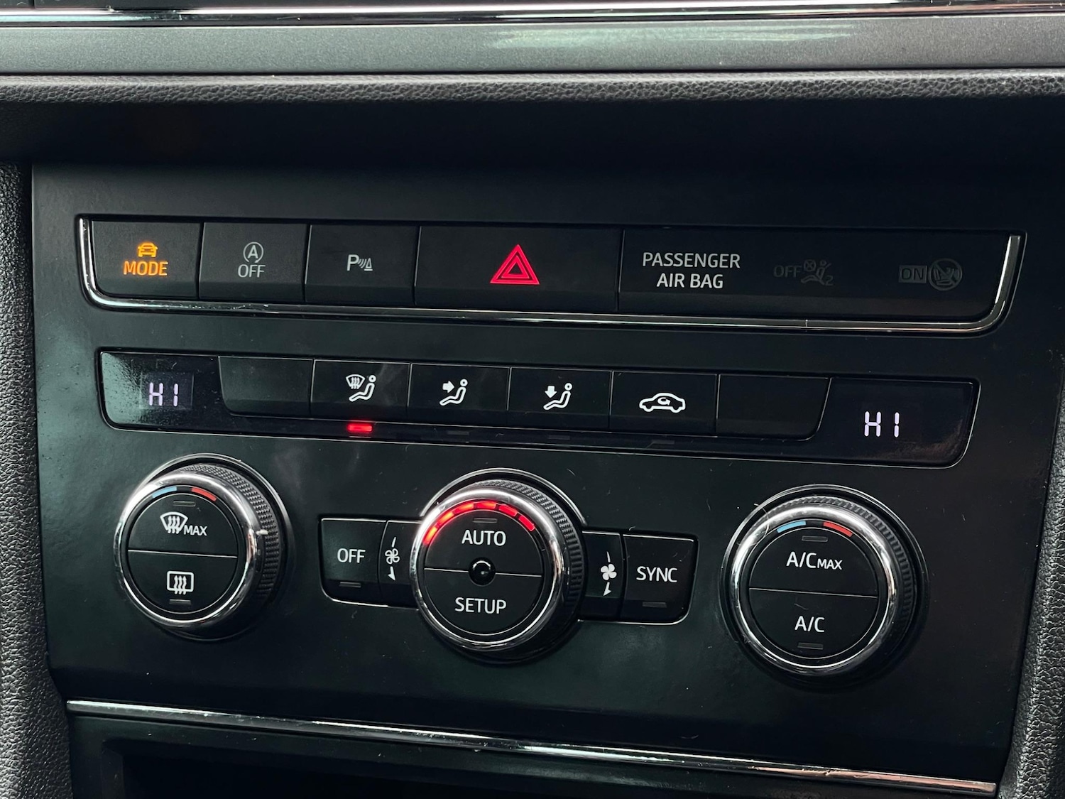 Used SEAT Leon for sale - 76994251: Photo 38