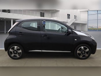 Used Toyota AYGO 2015 for sale - 75965500: Photo
