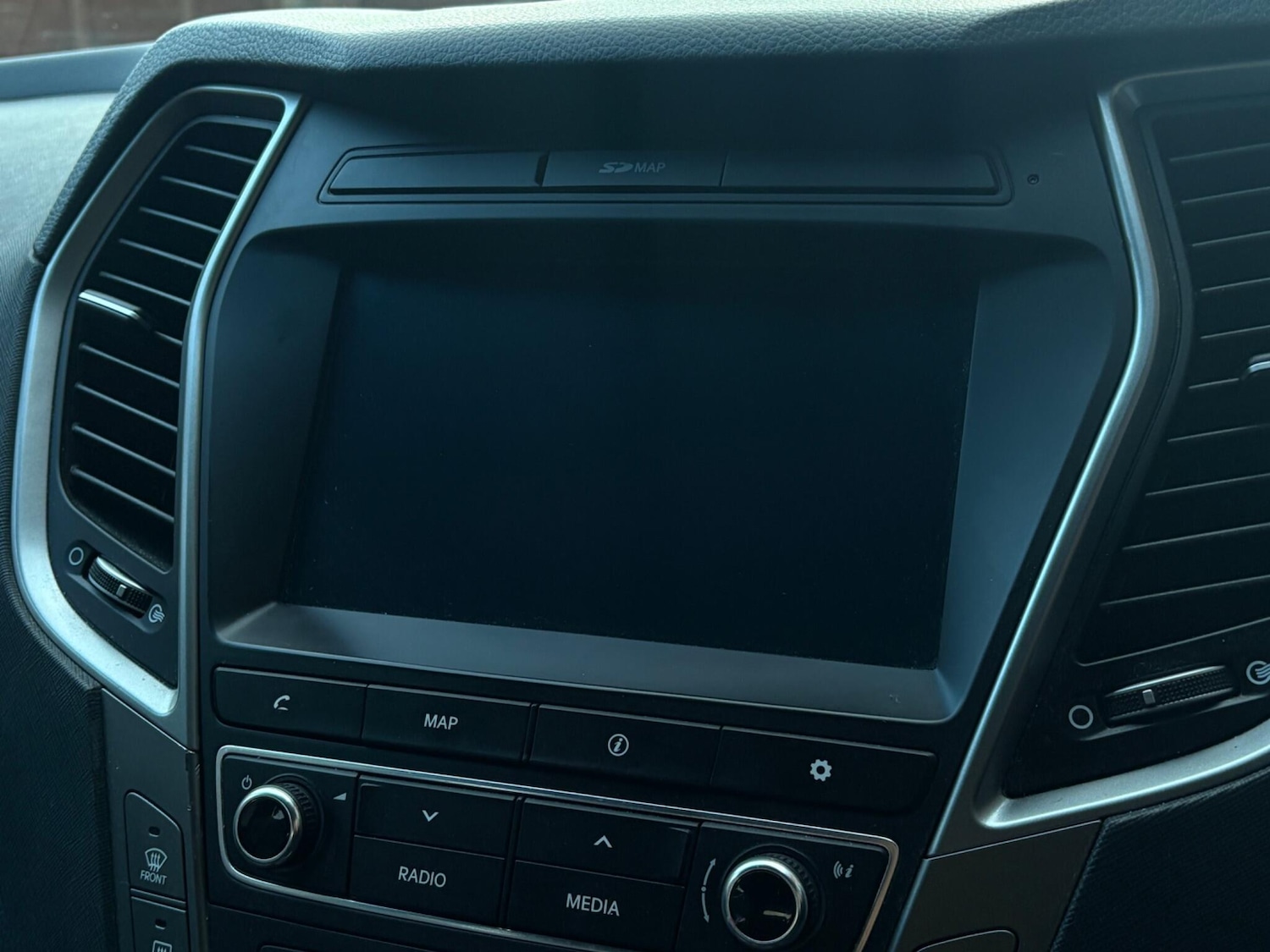 Used Hyundai Santa Fe 2017 for sale - 77215663: Photo 35