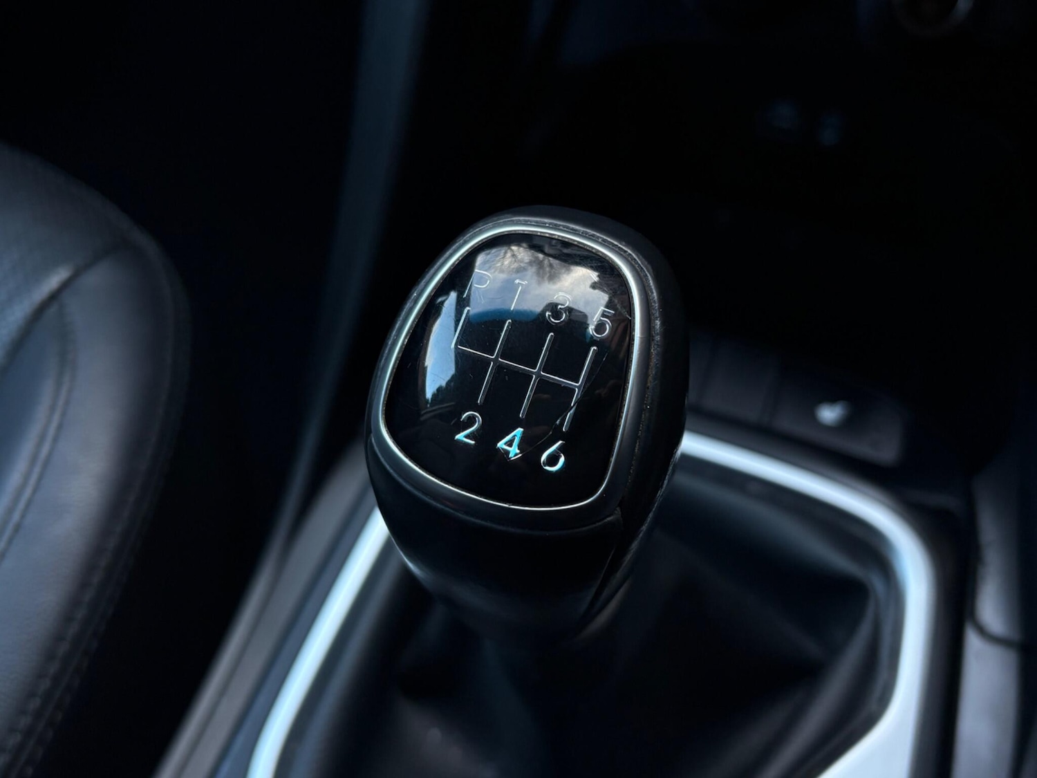 Used Hyundai Santa Fe 2017 for sale - 77215663: Photo 39