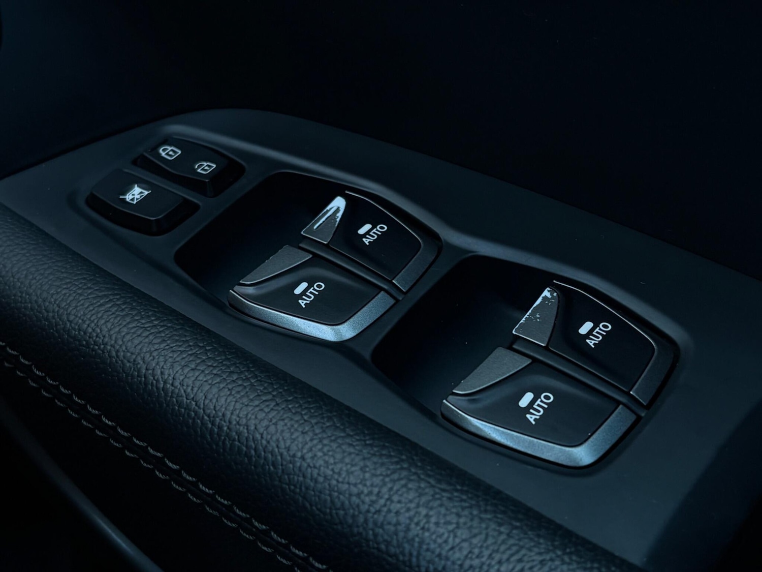 Used Hyundai Santa Fe 2017 for sale - 77215663: Photo 43