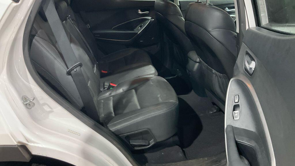 Used Hyundai Santa Fe 2017 for sale - 77215663: Photo 8