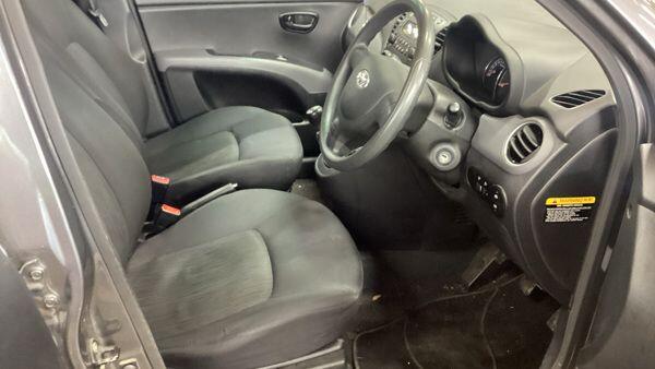 Used Hyundai i10 2012 for sale - 77738170: Photo 6