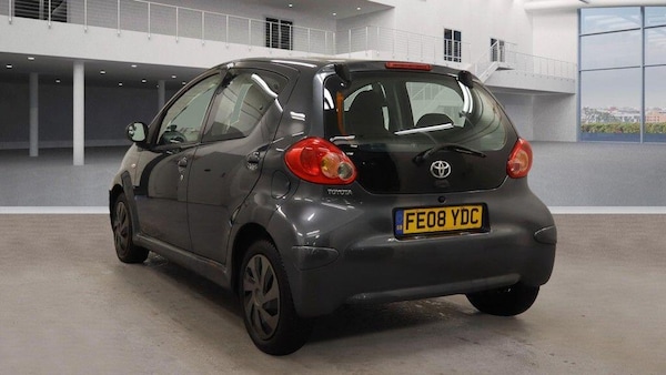 Used Toyota AYGO 2008 for sale - 76295946: Photo 2