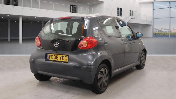 Used Toyota AYGO 2008 for sale - 76295946: Photo 4