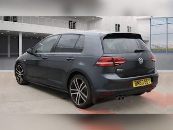 Used Volkswagen Golf 2014 for sale - 77050093: Photo