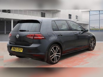 Used Volkswagen Golf 2014 for sale - 77050093: Photo