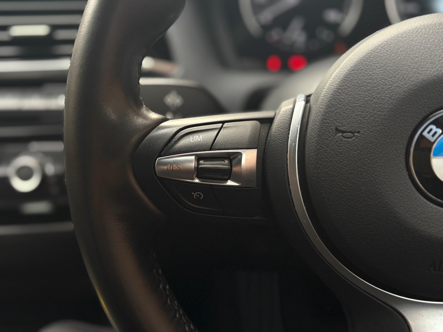 Used BMW 1 Series 2019 for sale - 77230562: Photo 38