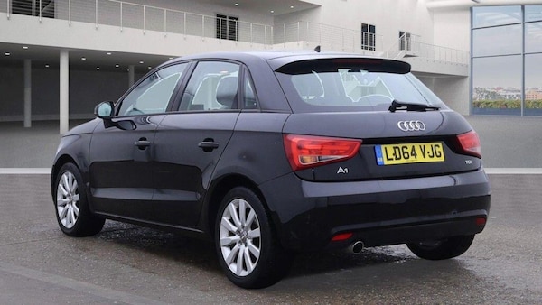 Used Audi A1 2014 for sale - 76239228: Photo 2