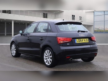 Used Audi A1 2014 for sale - 76239228: Photo 2
