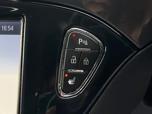 Used Vauxhall Corsa 2015 for sale - 76189335: Photo 38