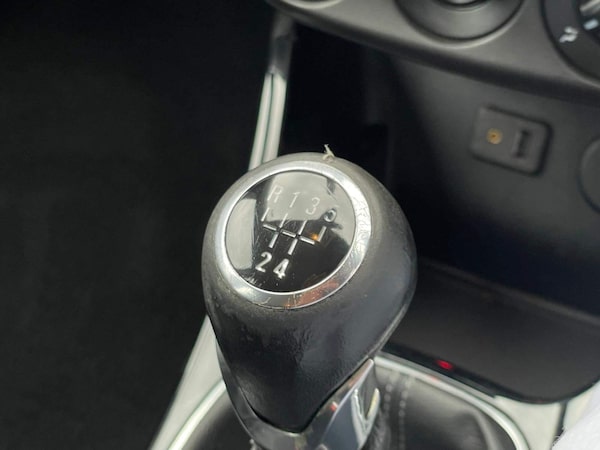 Used Vauxhall Corsa 2015 for sale - 76189335: Photo 42