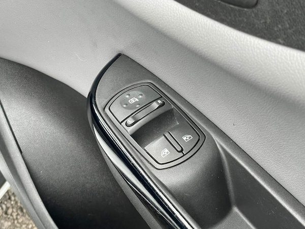 Used Vauxhall Corsa 2015 for sale - 76189335: Photo 45