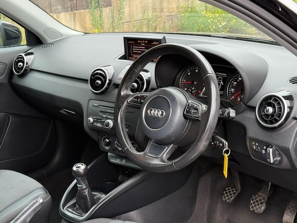 Used Audi A1 2011 for sale - 75609247: Photo 15