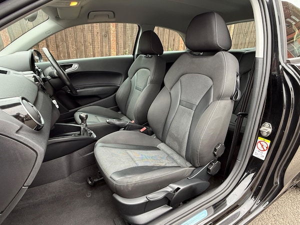 Used Audi A1 2011 for sale - 75609247: Photo 21