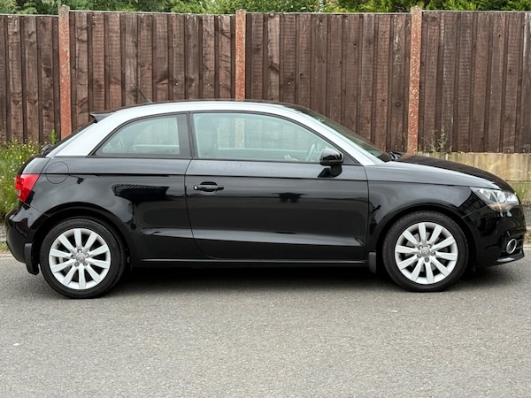 Used Audi A1 2011 for sale - 75609247: Photo 6