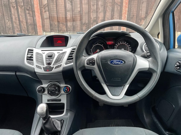 Used Ford Fiesta 2012 for sale - 76295904: Photo 17