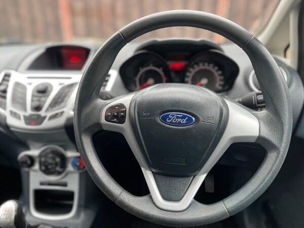 Used Ford Fiesta 2012 for sale - 76295904: Photo 19