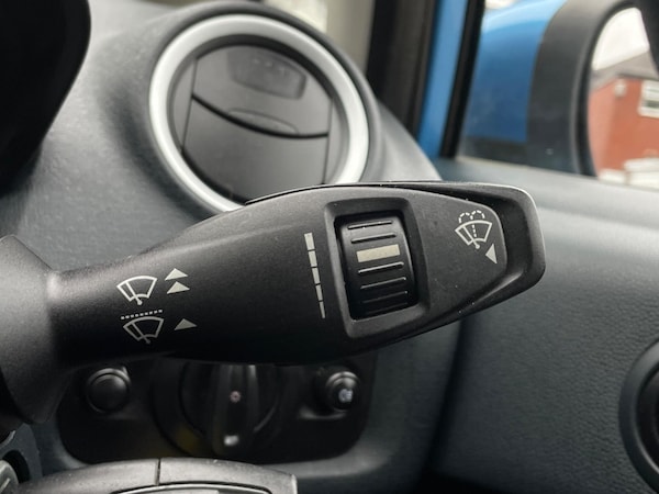 Used Ford Fiesta 2012 for sale - 76295904: Photo 25
