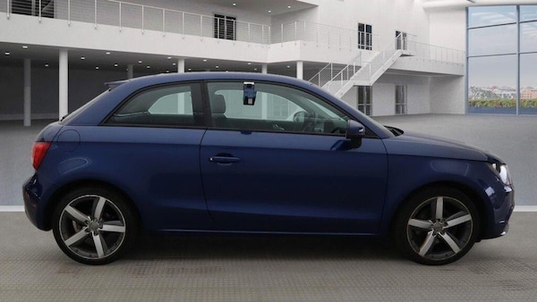 Used Audi A1 2011 for sale - 76238927: Photo 6