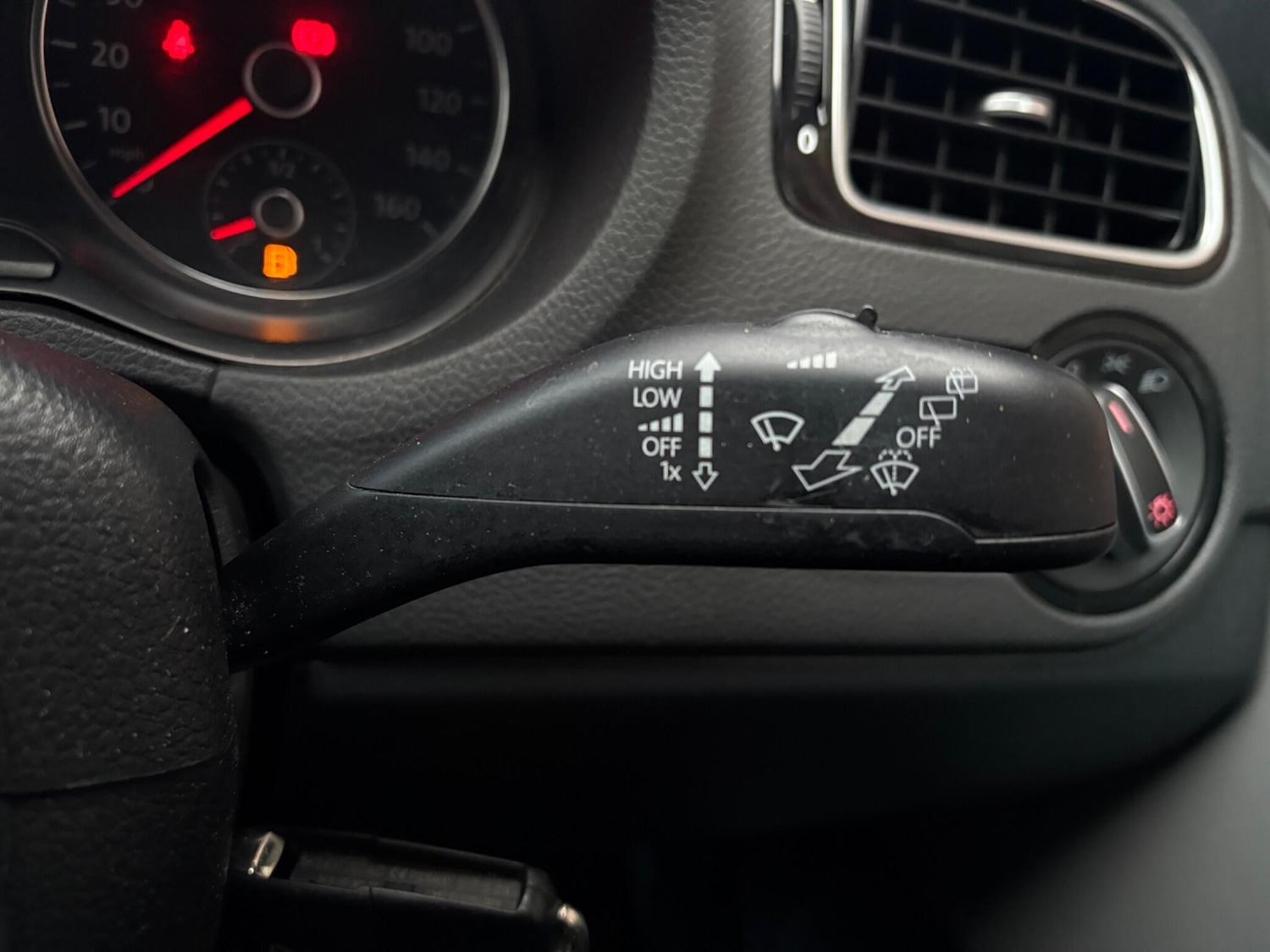 Used Volkswagen Polo 2013 for sale - 77230591: Photo 38