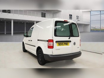 Used Volkswagen Caddy 2015 for sale - 76072640: Photo