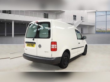 Used Volkswagen Caddy 2015 for sale - 76072640: Photo