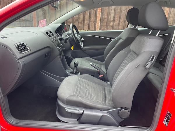 Used Volkswagen Polo 2014 for sale - 74509364: Photo 26