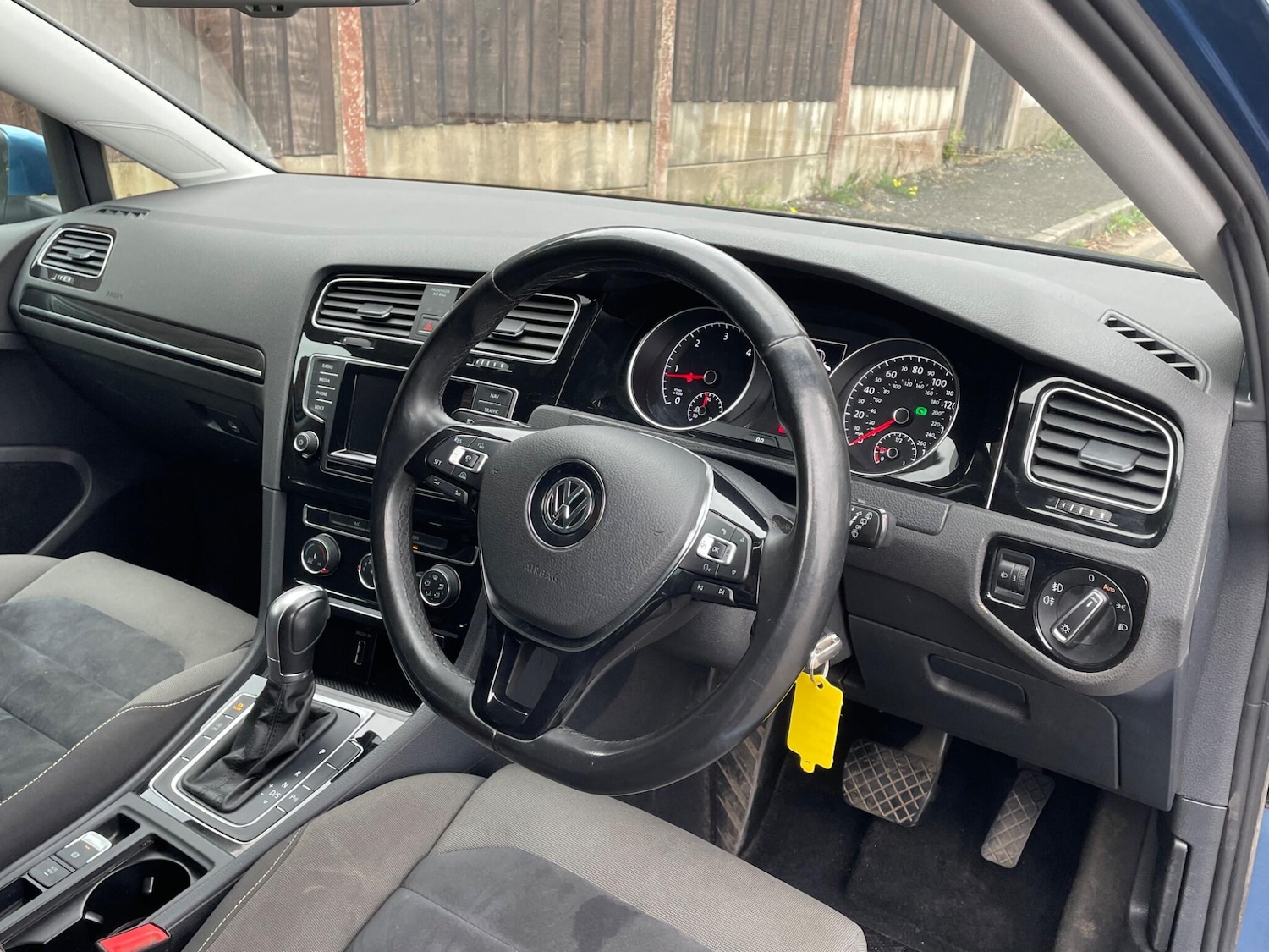 Used Volkswagen Golf 2015 for sale - 76284363: Photo 15