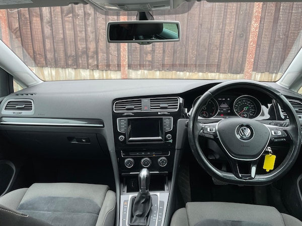 Used Volkswagen Golf 2015 for sale - 76284363: Photo 17