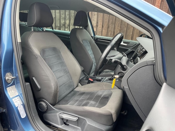 Used Volkswagen Golf 2015 for sale - 76284363: Photo 27