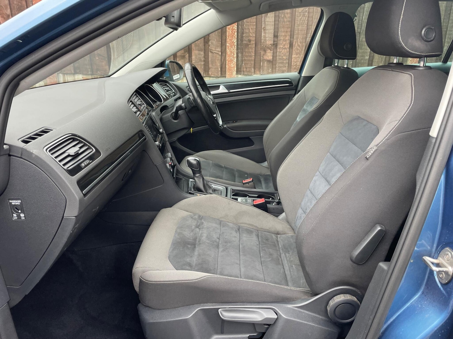 Used Volkswagen Golf 2015 for sale - 76284363: Photo 31