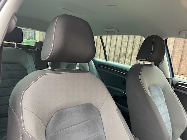 Used Volkswagen Golf 2015 for sale - 76284363: Photo 33