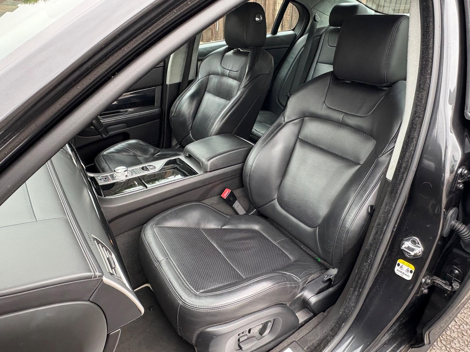 Used Jaguar XF 2012 for sale - 77468798: Photo 29