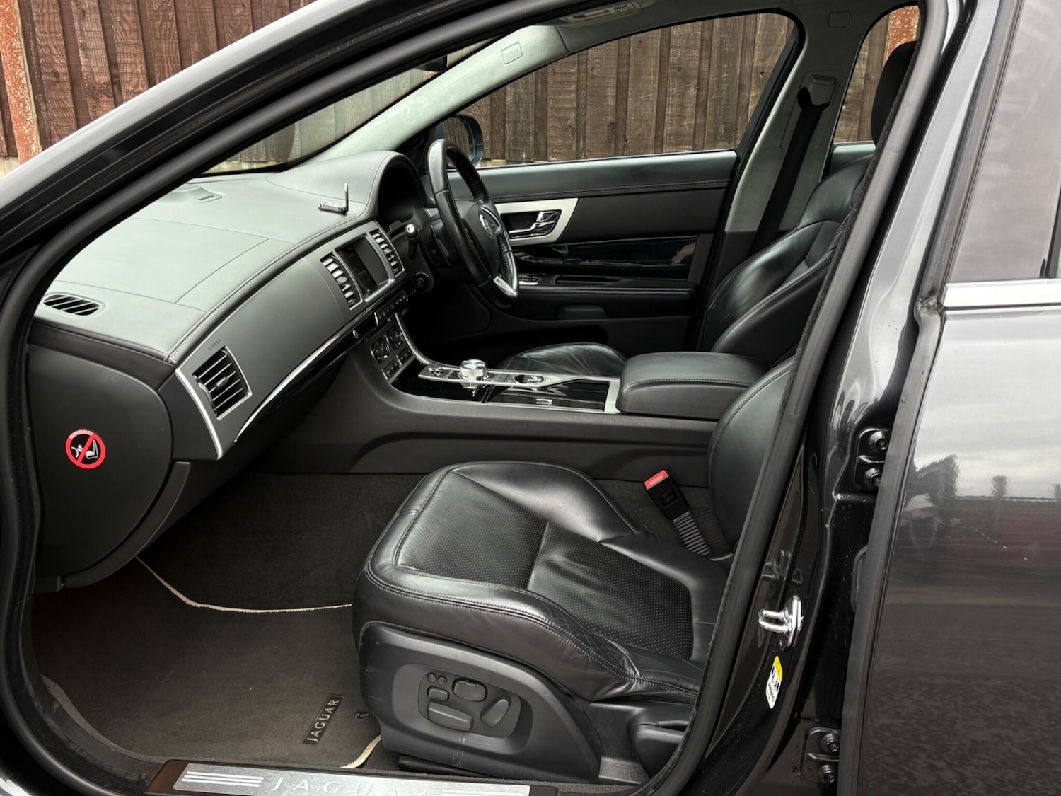 Used Jaguar XF 2012 for sale - 77468798: Photo 30